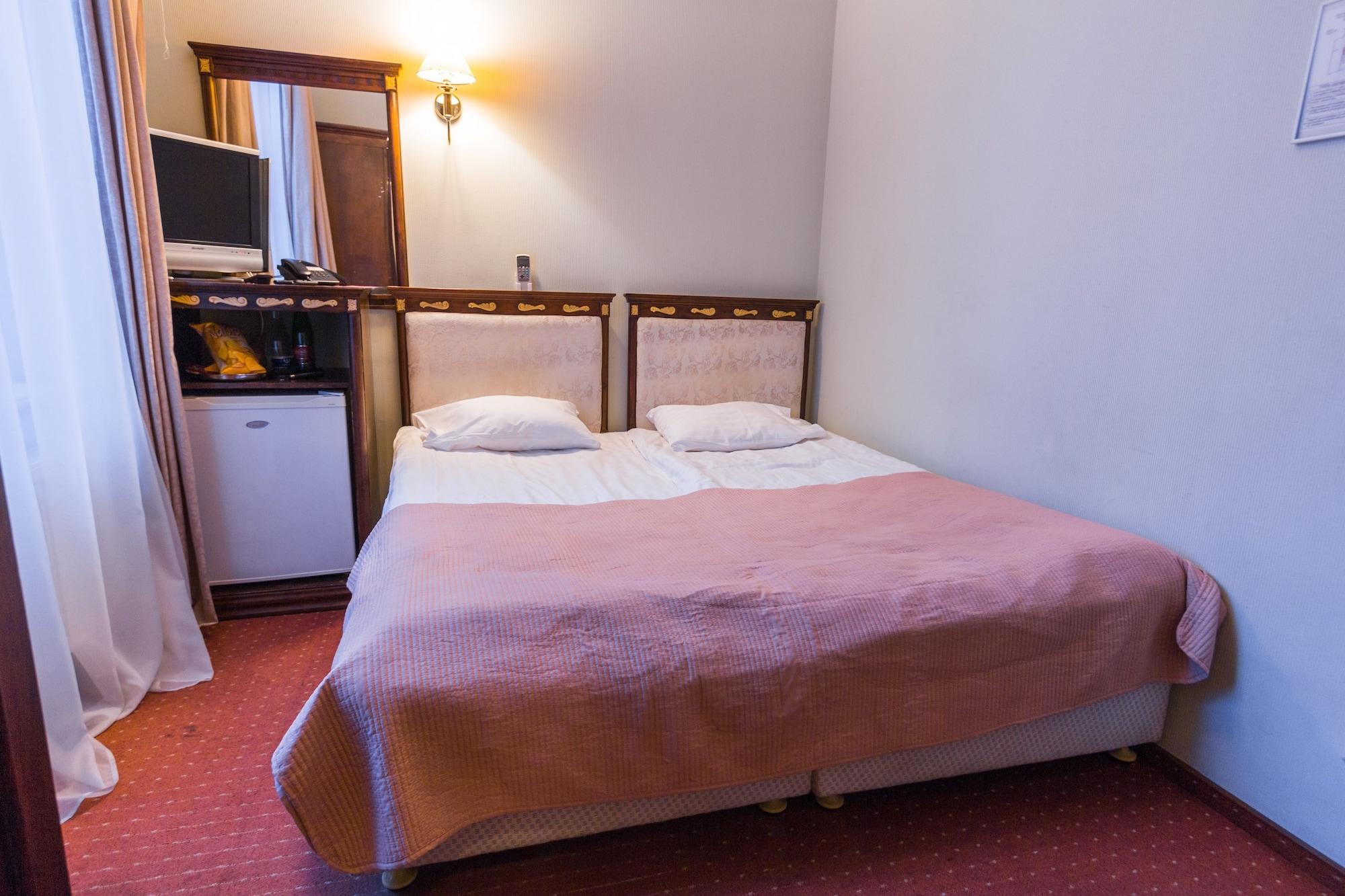Garden Palace Hotel 4*