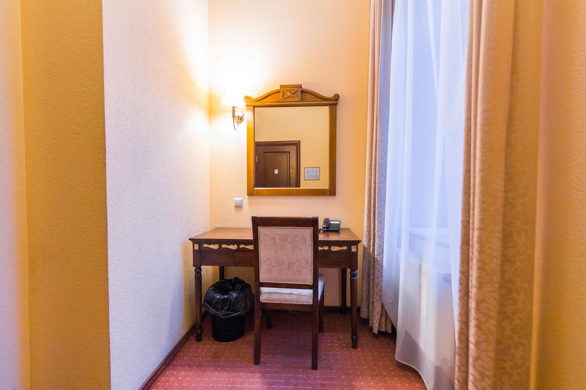 Garden Palace Hotel