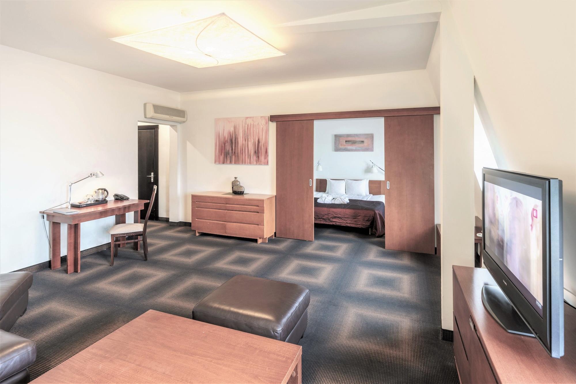Rixwell Centra Hotel 4*