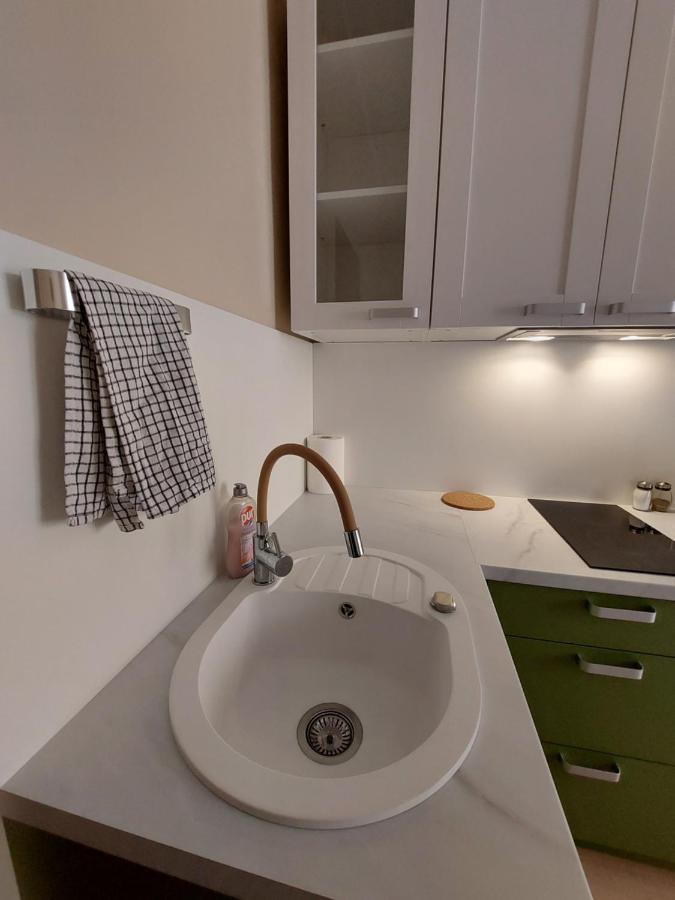 Apartment Cosy One Seperate Bedroom In Center, Perfect For Family Trip. Riga