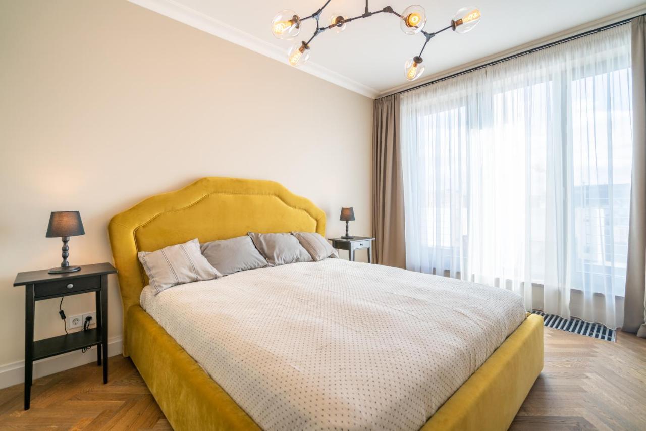 Apartment Easyrooms Dzirnavu Riga