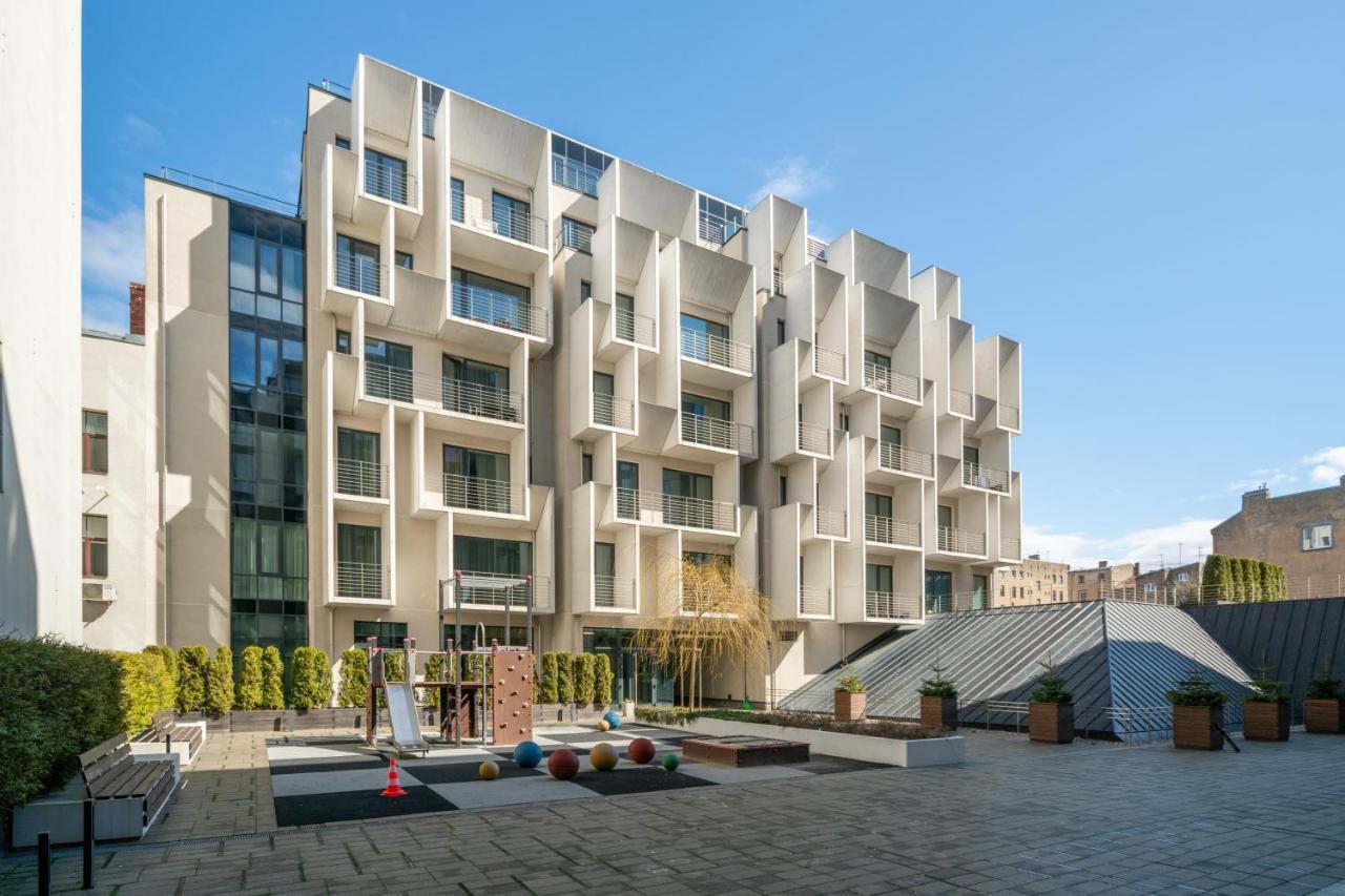 Easyrooms Dzirnavu Riga