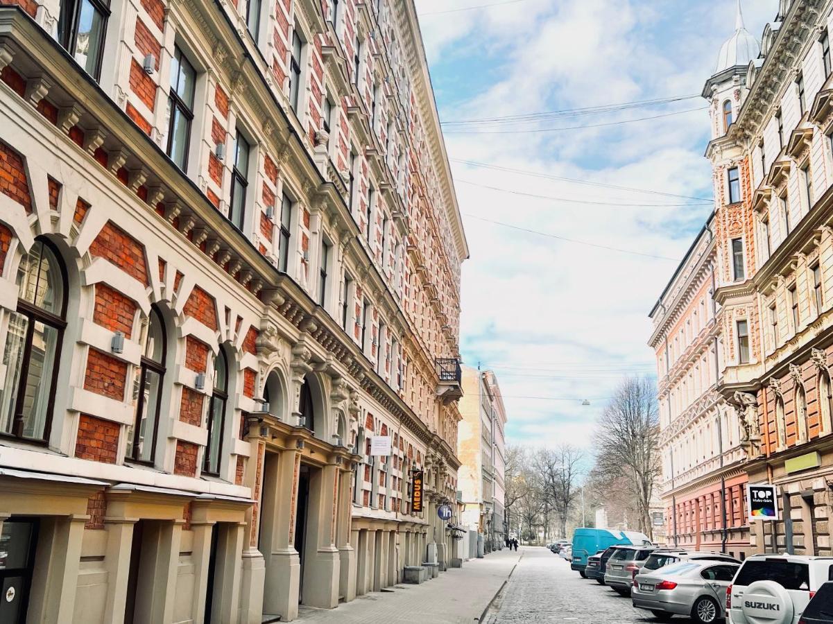 Apartment Quiet In Centre - Self Check-in, Walkable To Major Attractions *