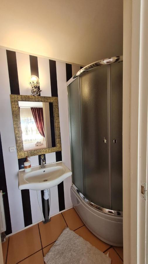 Imperija 85 Guest house Riga