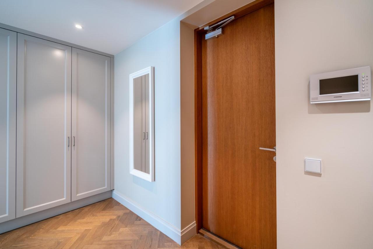 Easyrooms Dzirnavu Riga
