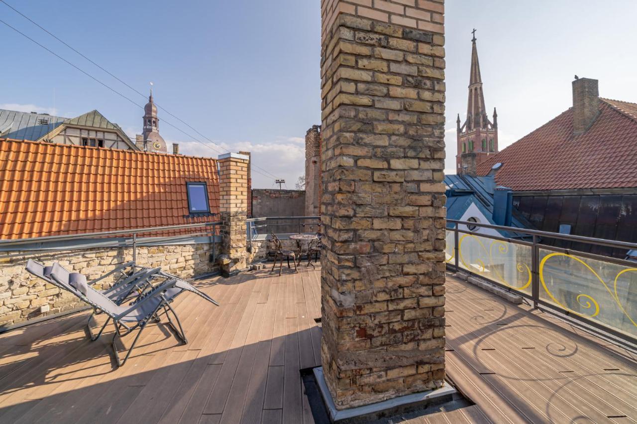 Awesome Old Town Rooftop With Terrace *