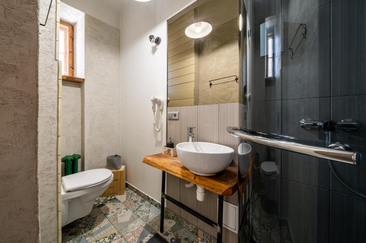 Baltic Design Apartments With Free Parking And Self Check In * Riga