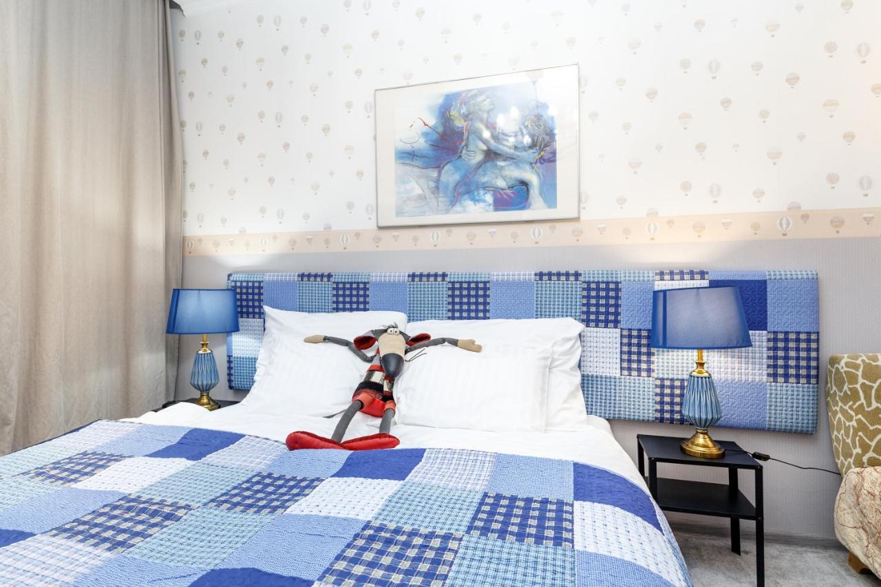 Căn hộ Parkcosylux Two Bedrooms Free Parking *