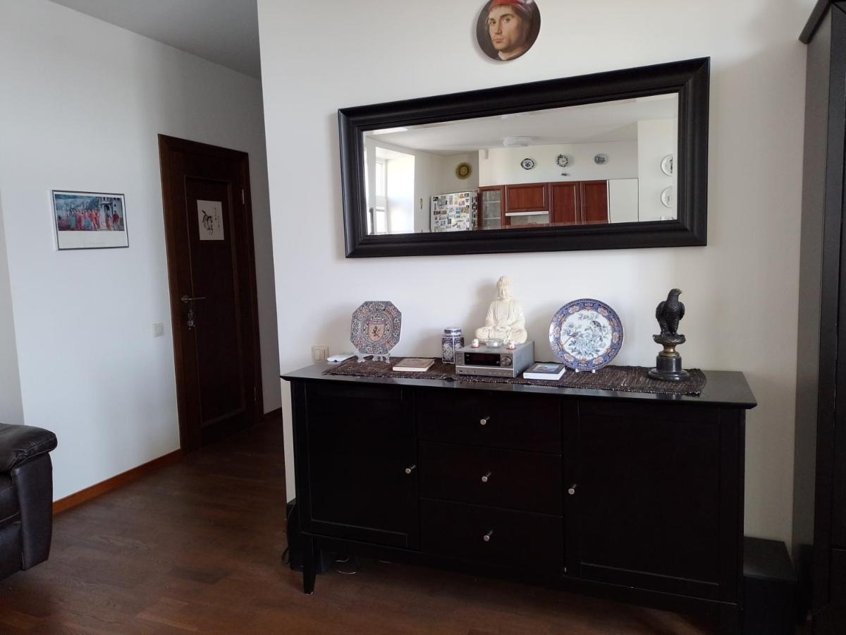 Premium Class Apartment, Free Parking, Maximum 5 Guests, 2 Bedrooms, 3 Beds Butas Riga