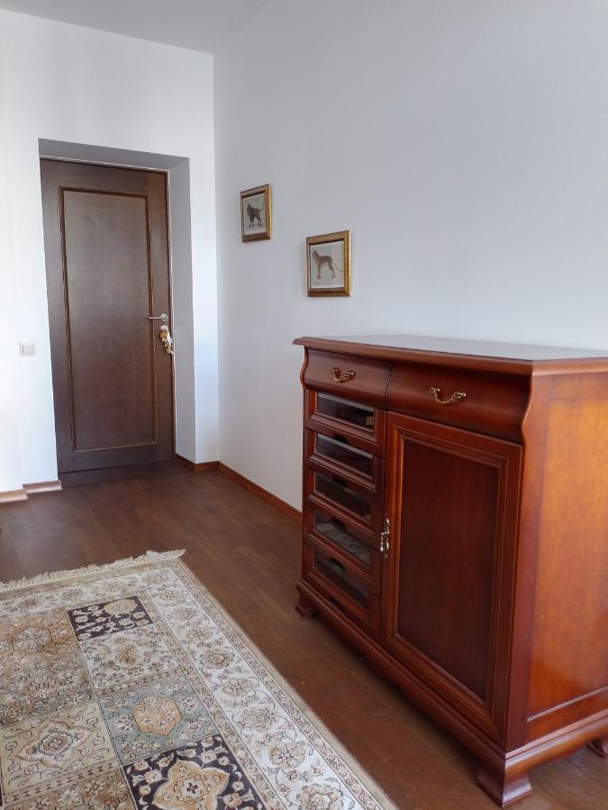 Butas Premium Class Apartment, Free Parking, Maximum 5 Guests, 2 Bedrooms, 3 Beds Riga