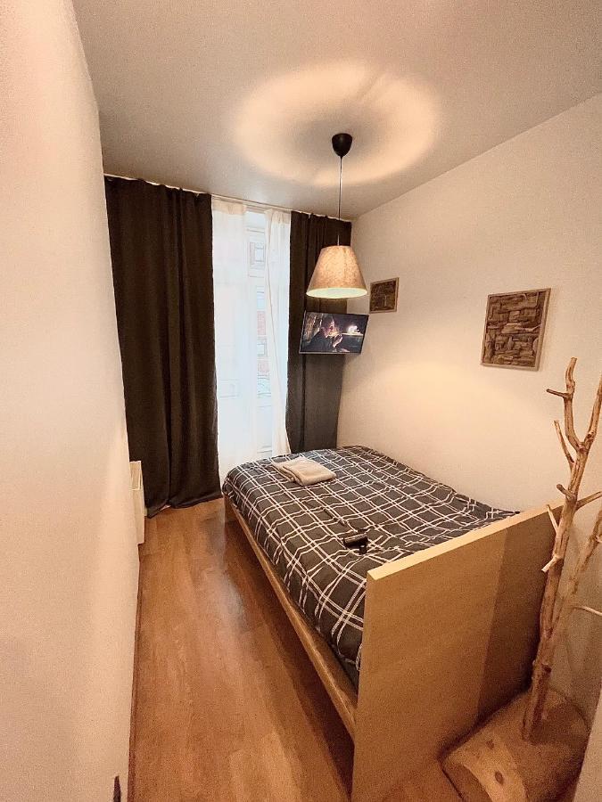 Smallest In The Center Of Apartment
