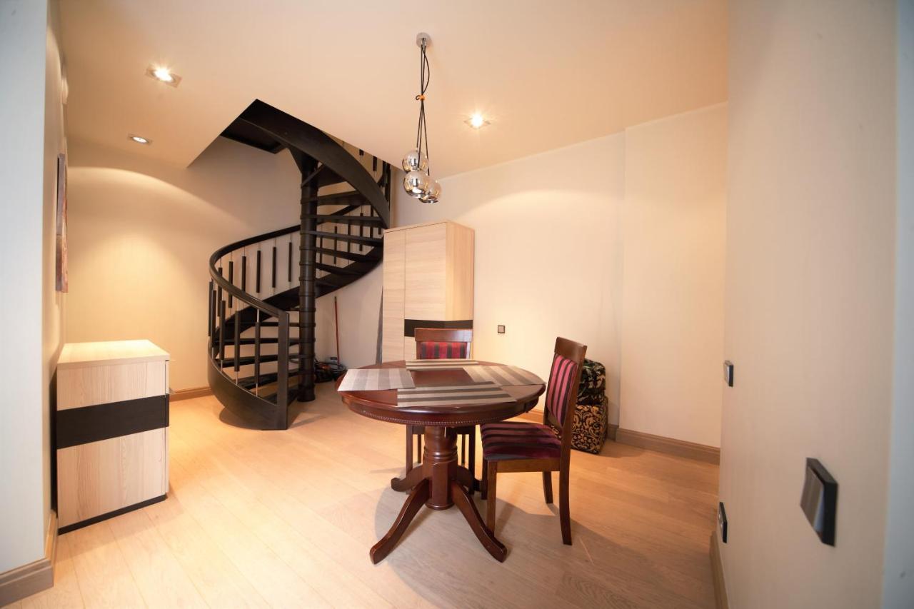 Apartment Amazing In The Old Town / Best Location