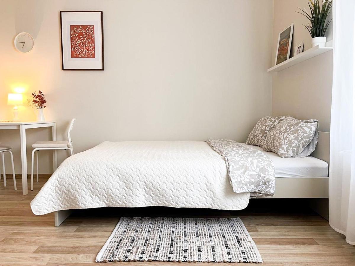 Cosy In With Free Parking Apartment