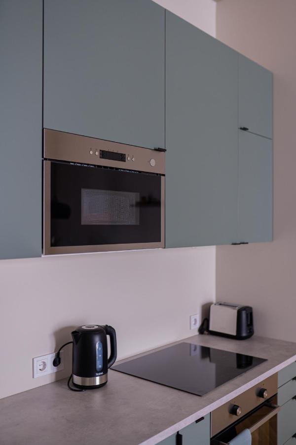 Apartment Spacious Brand New Modern In Old Town