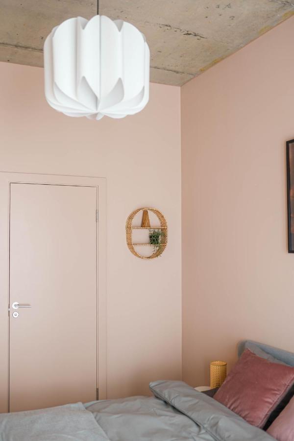 Apartment Spacious Brand New Modern In Old Town