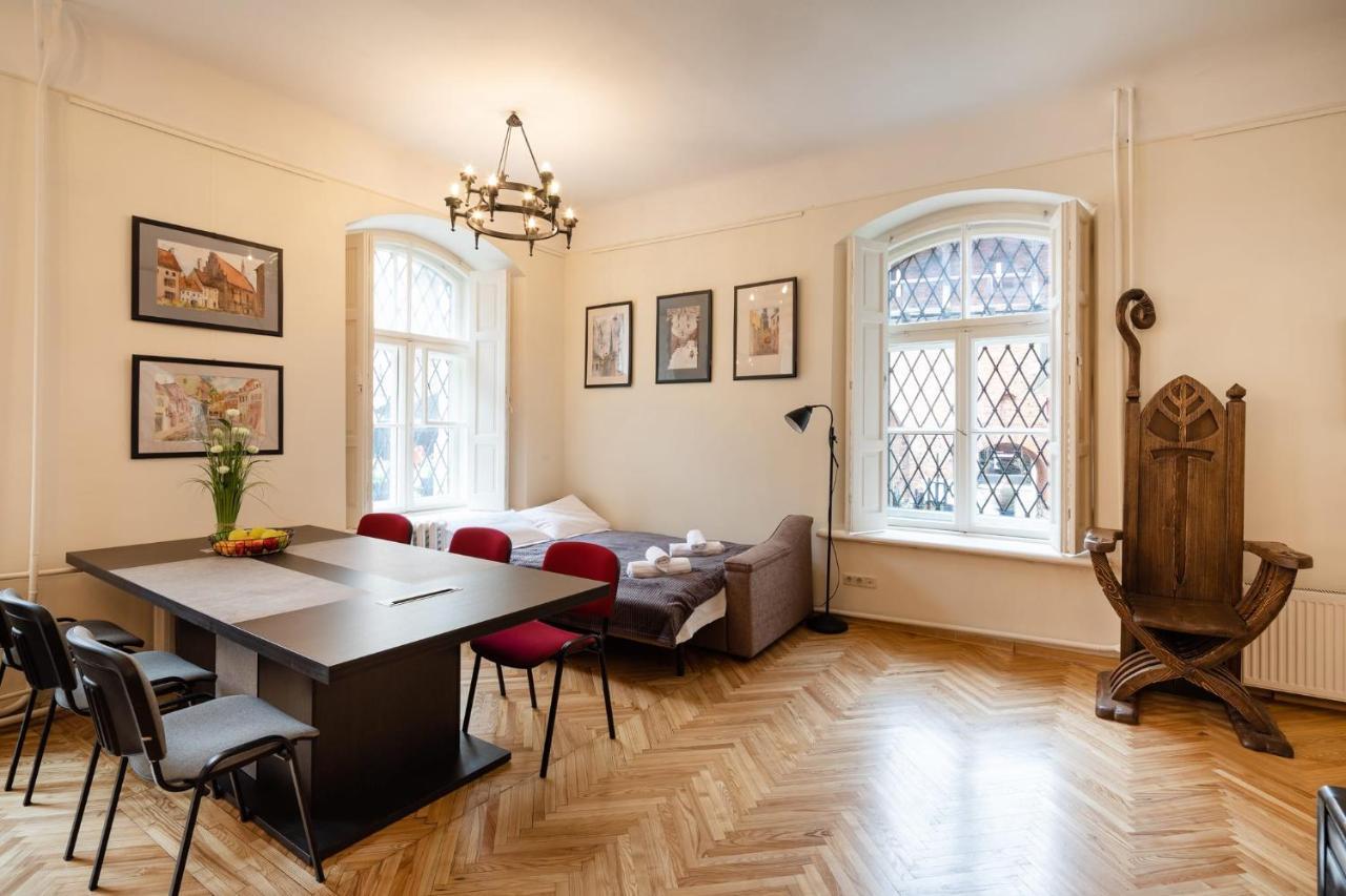 Apartment Old Historical One Bedroom