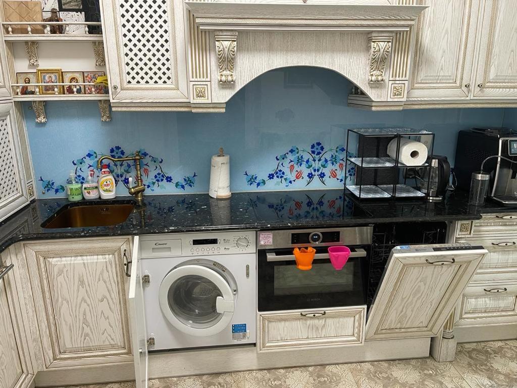 Center In Old Town Apartment *