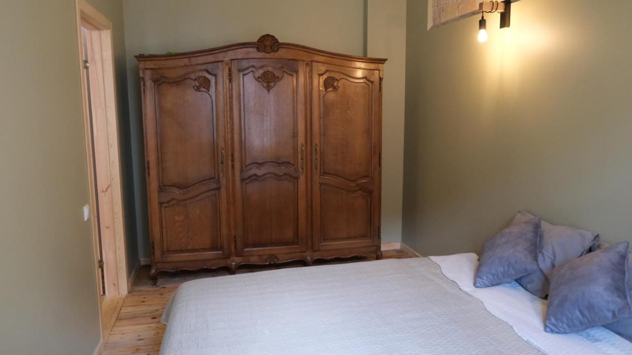 Classic 2-room In Old Town