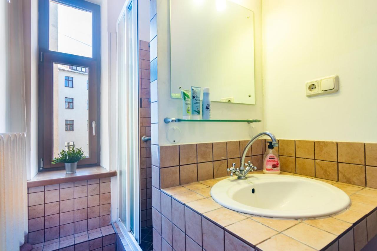Spacious In The Heart Of The Apartment *
