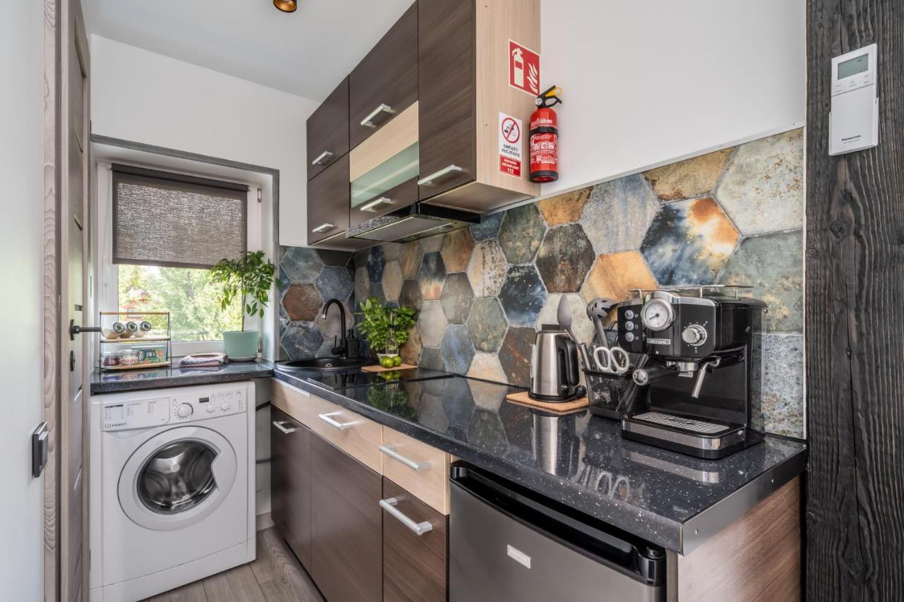 Family Garden House With Free Private Parking & Playground Riga