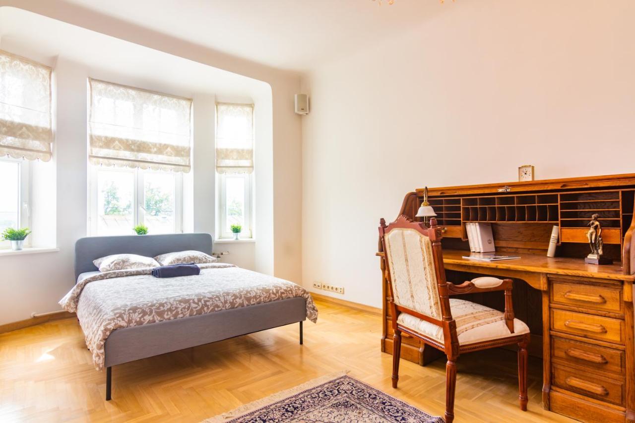 Classic Style In The Center Of