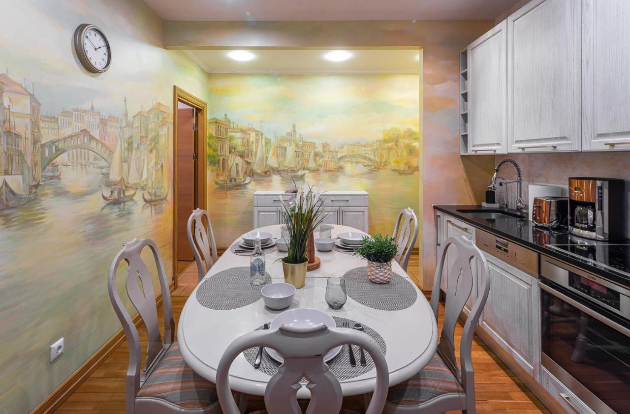 Apartment Luxury In The Old Town Riga