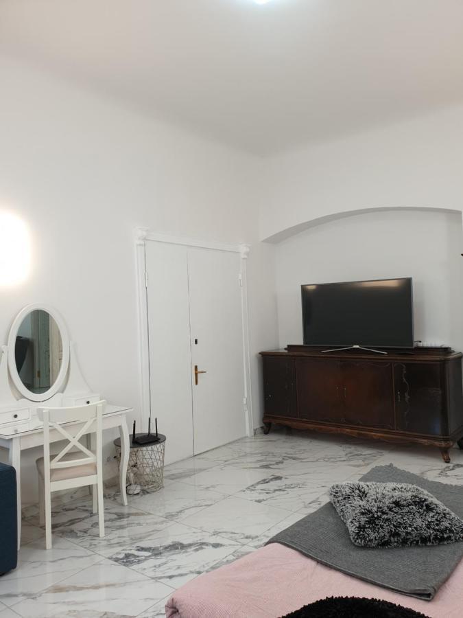 Apartment Center In Old Town