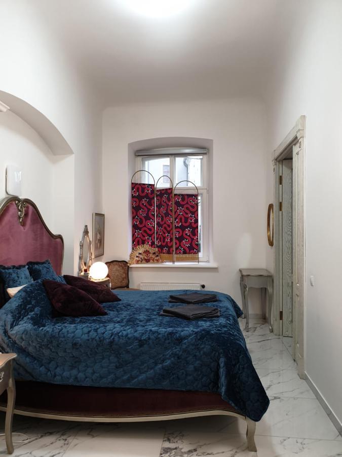 Apartment Center In Old Town
