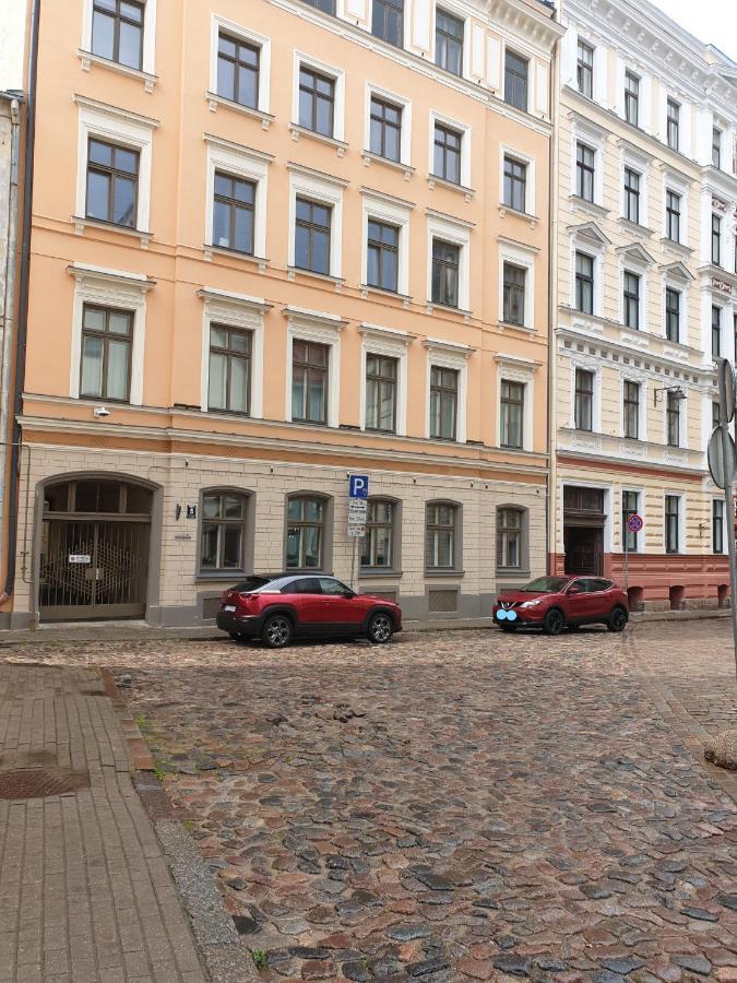 Apartment Center In Old Town Riga