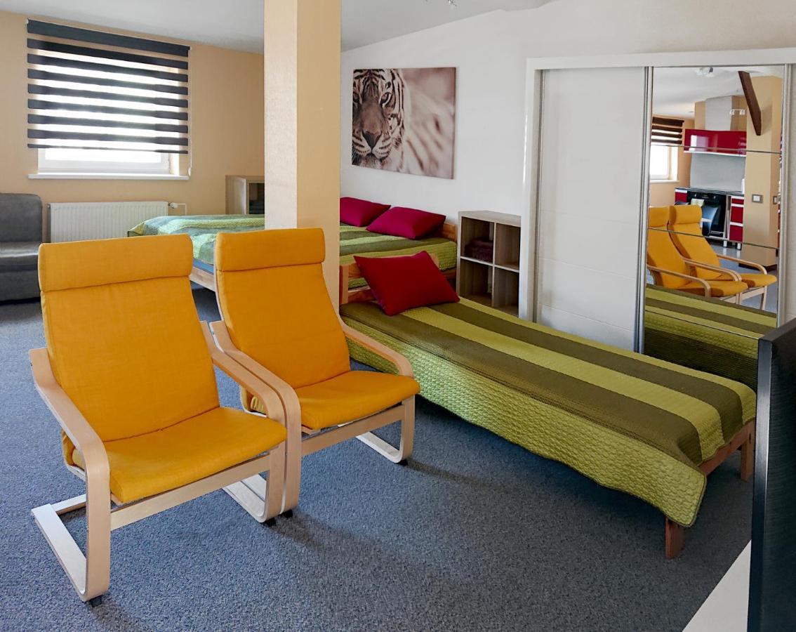 Apartment Center Quiet With Free Private Parking Riga