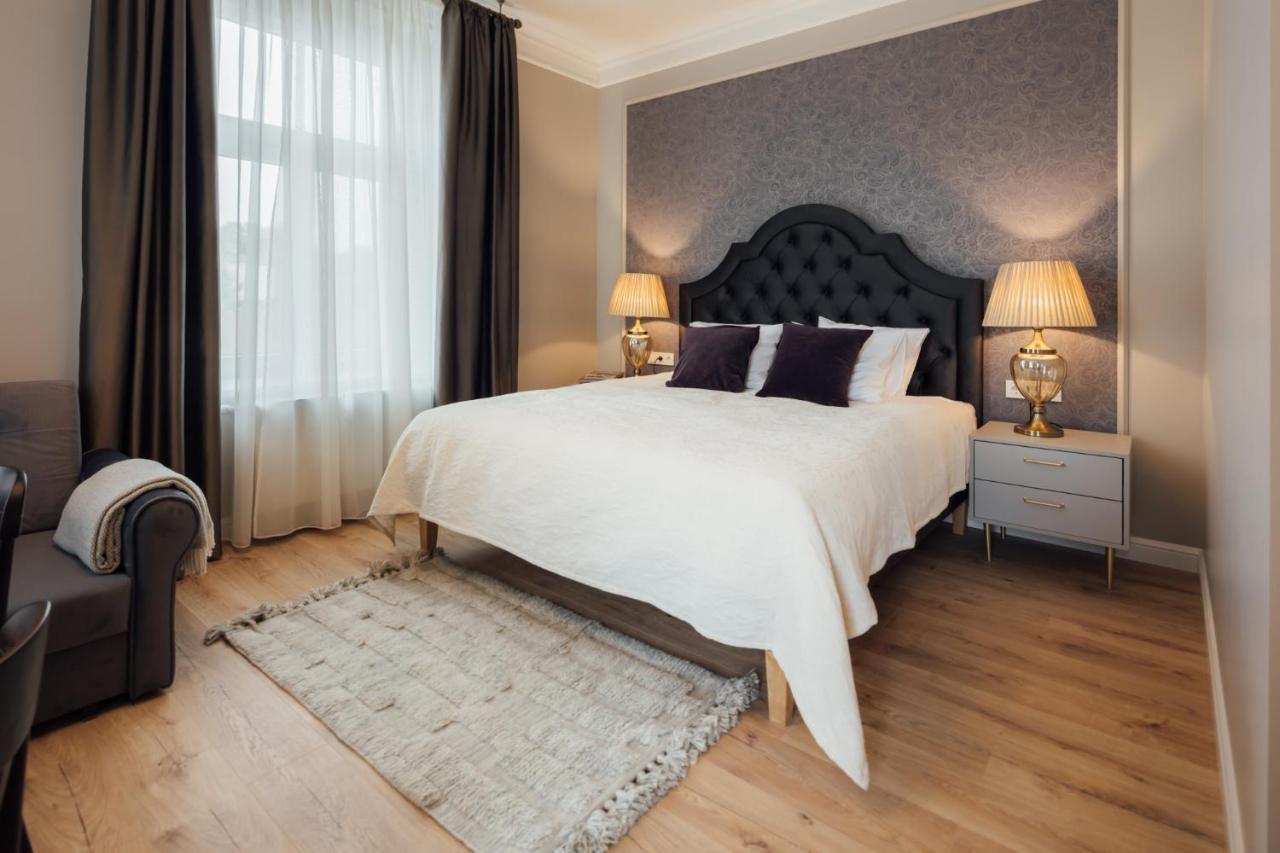 Amella Aparthotel 4*