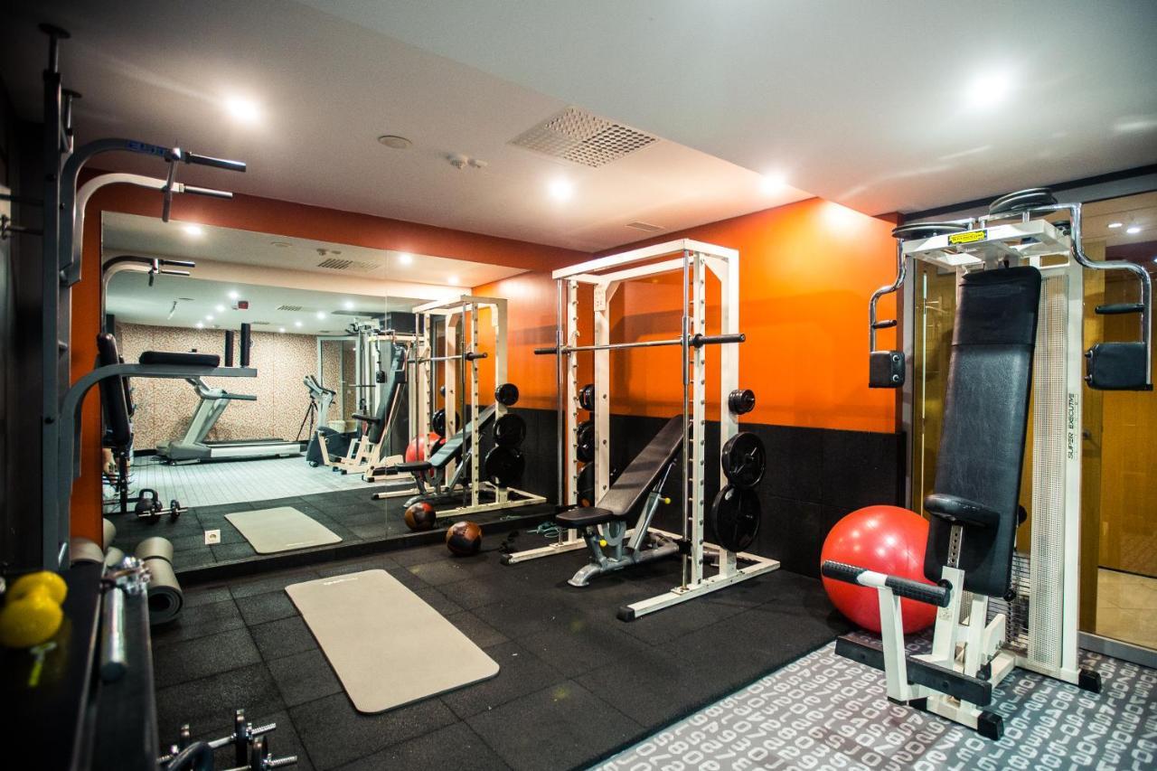 Mercure Centre Hotel 4*