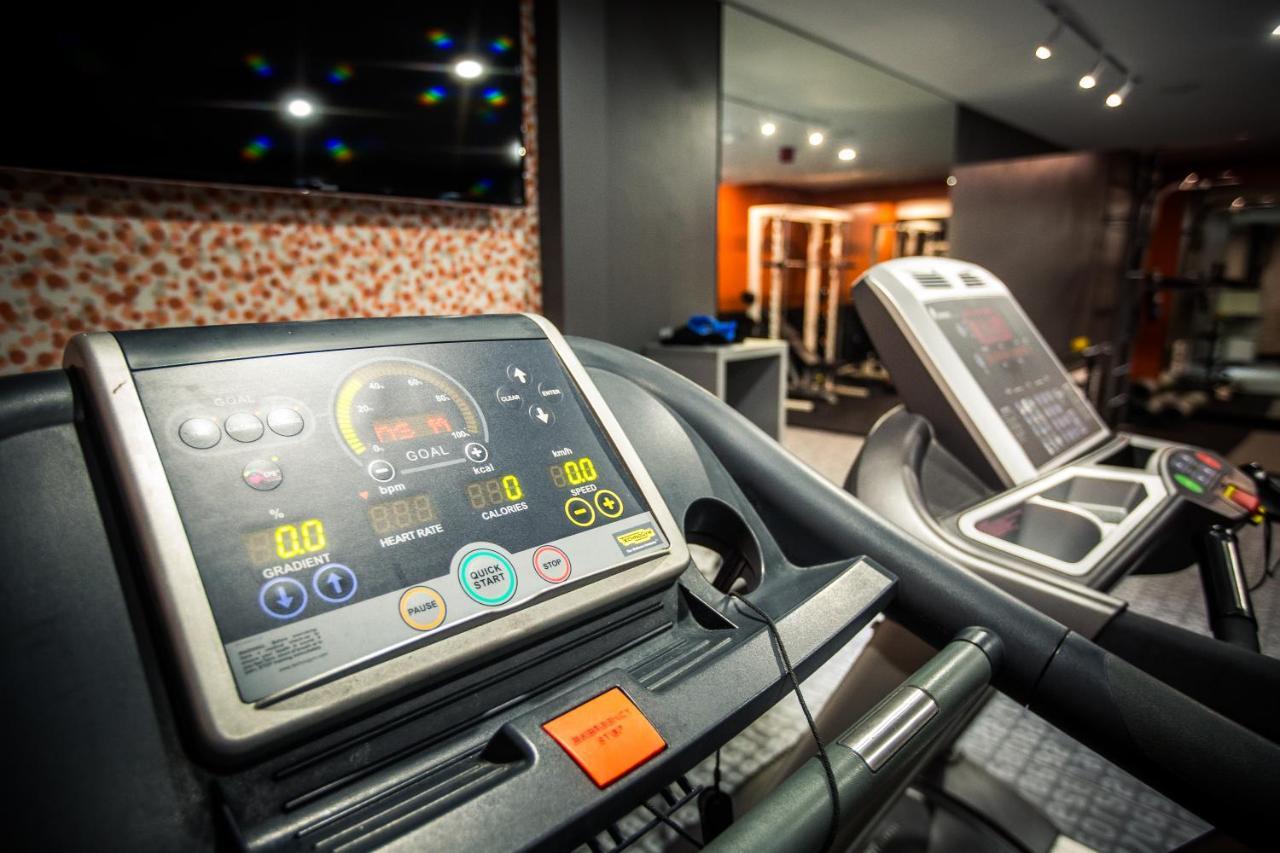 Mercure Centre Hotel 4*