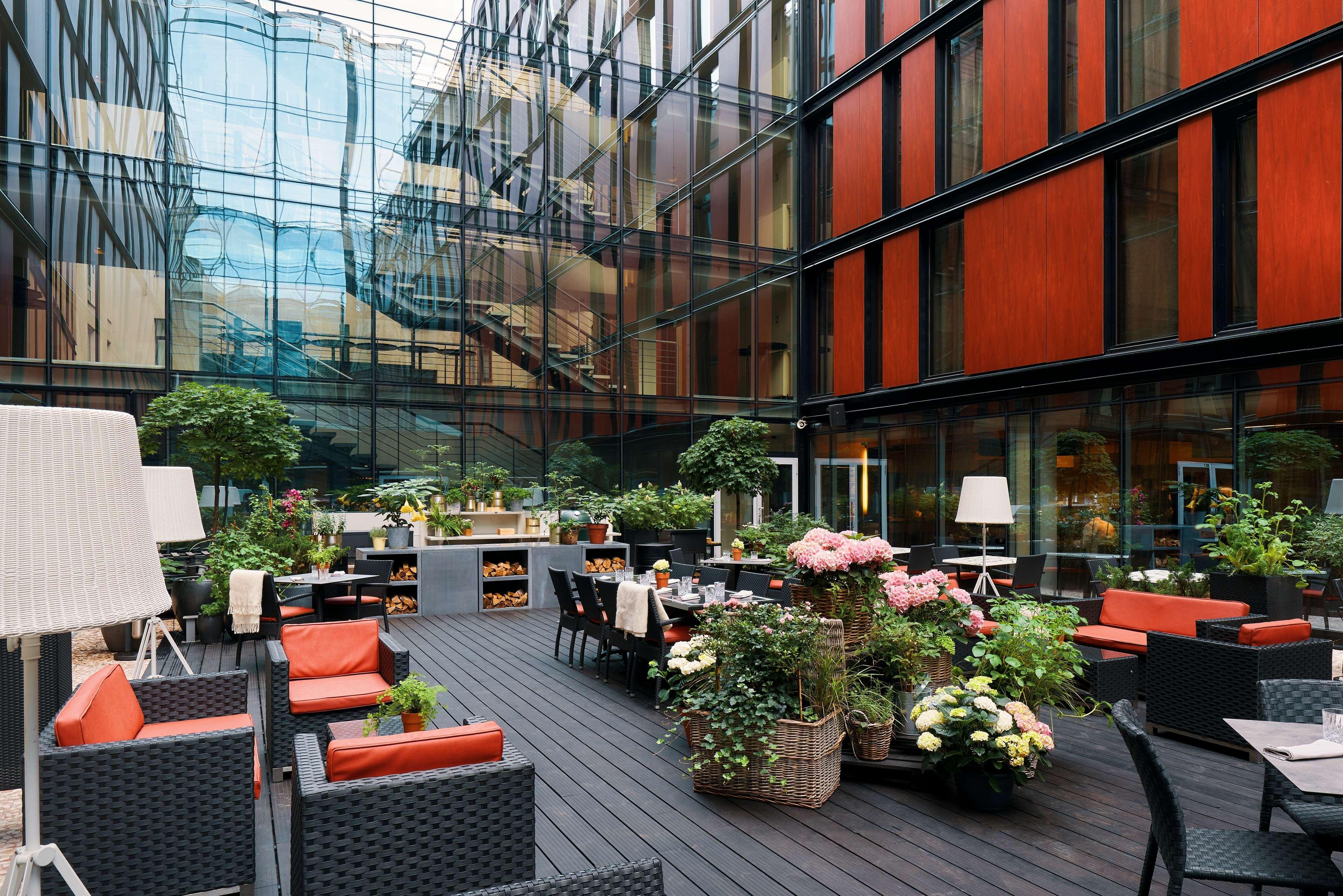 Radisson Blu Elizabete Hotel, Khách sạn 4*