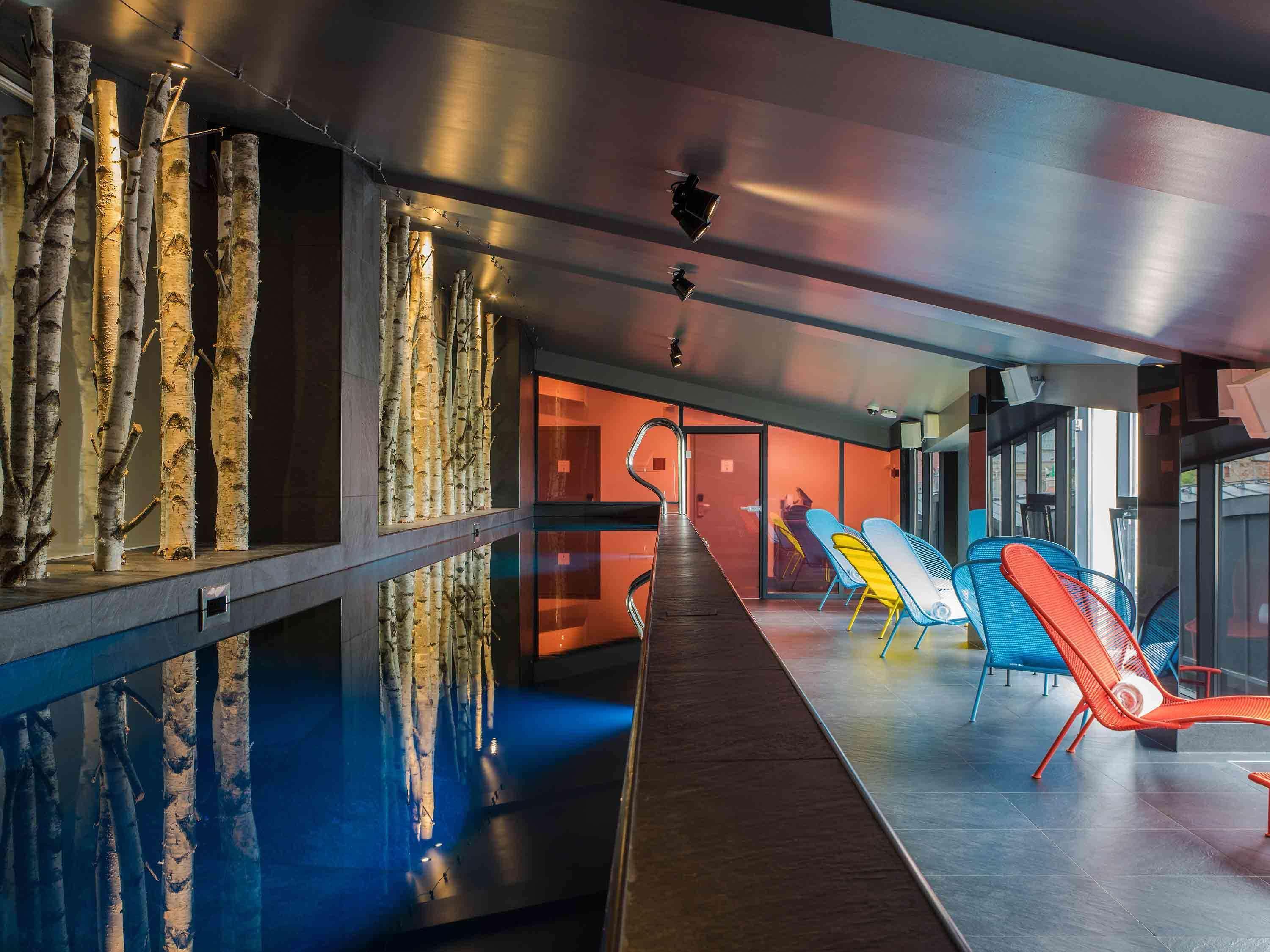 Hotel Pullman Old Town 5*