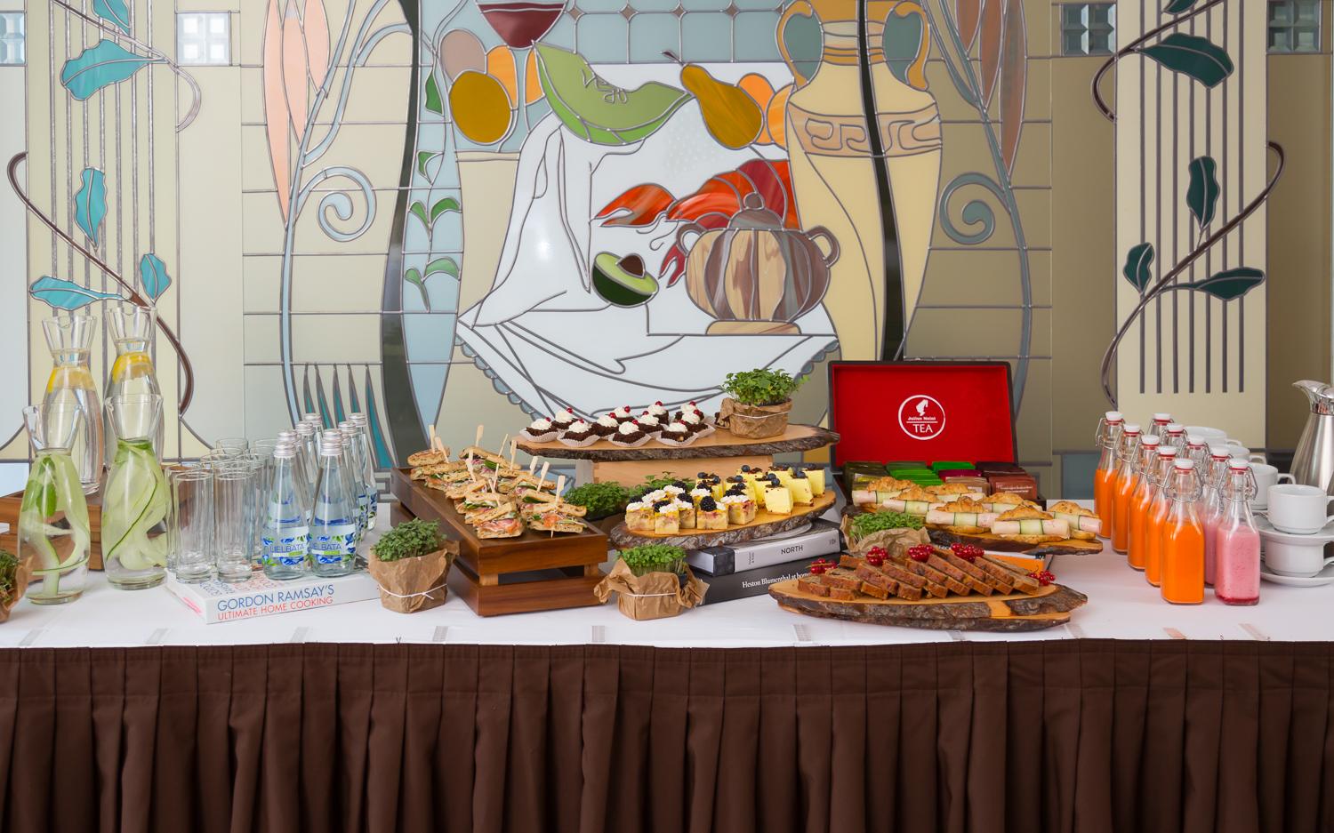 Khách sạn Radisson Old Town