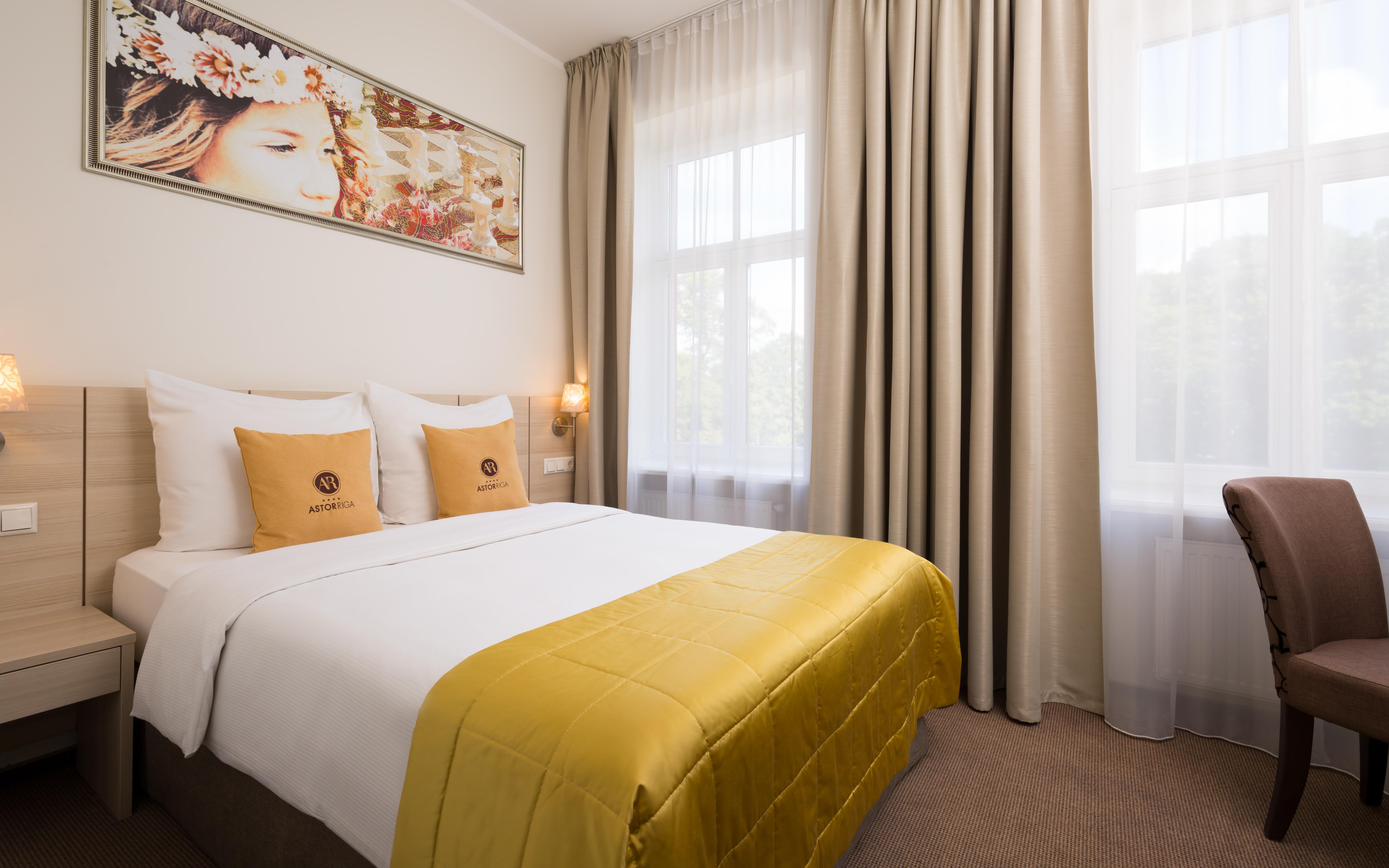 Radisson Old Town 4*