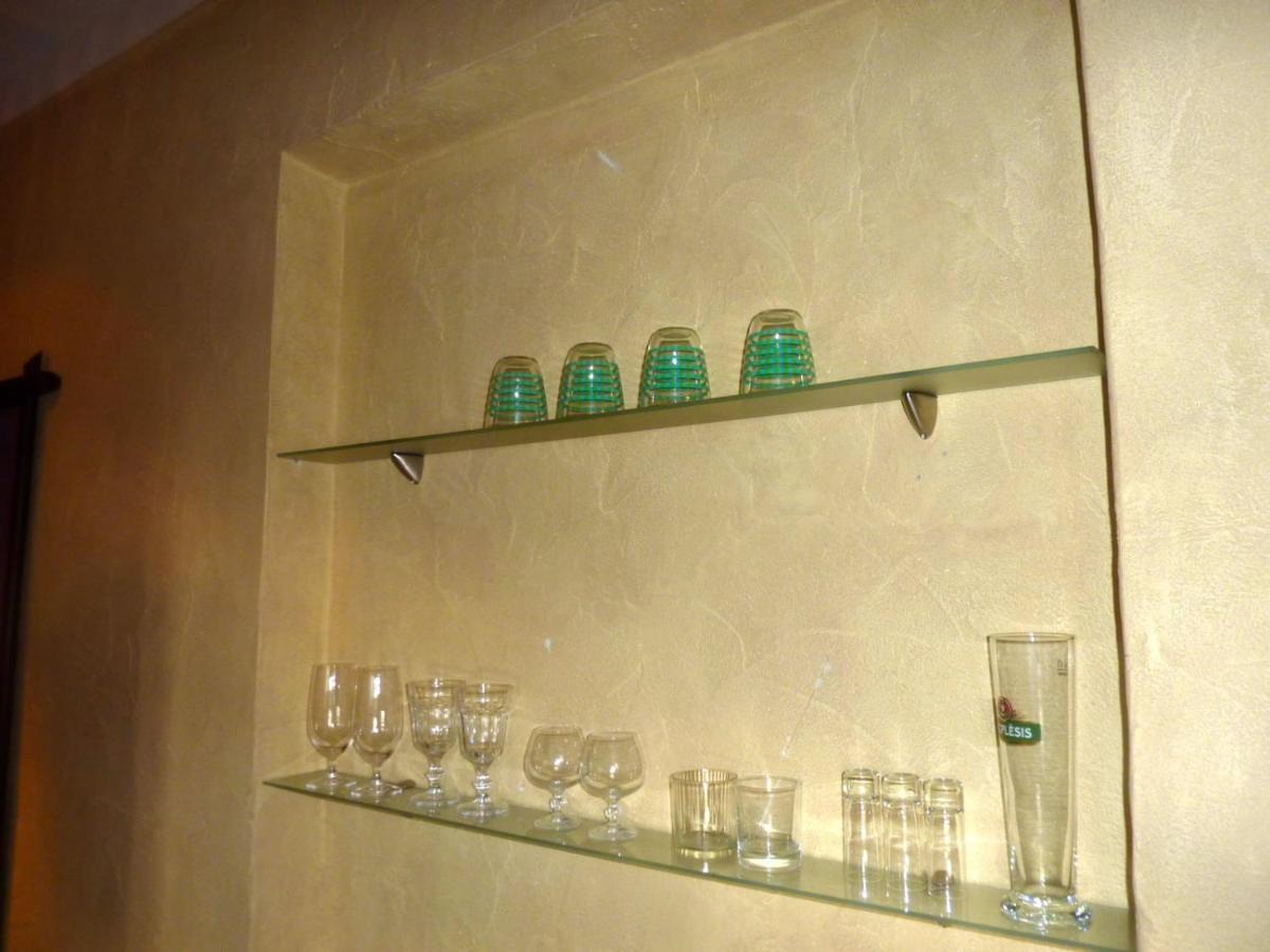 Delux 1 Bedroom In Centre Butas