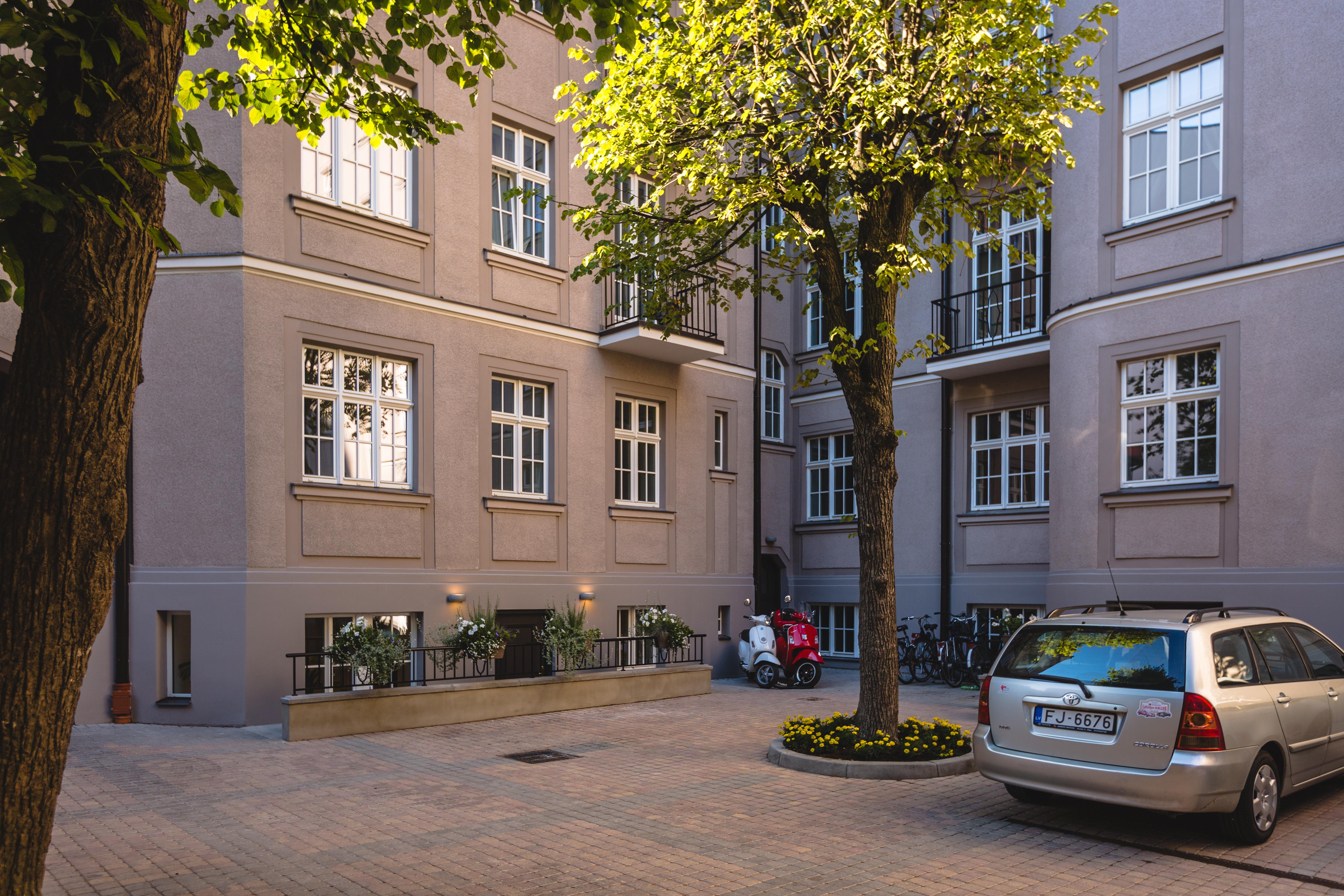 Aparthotel Lux - Skolas 4*