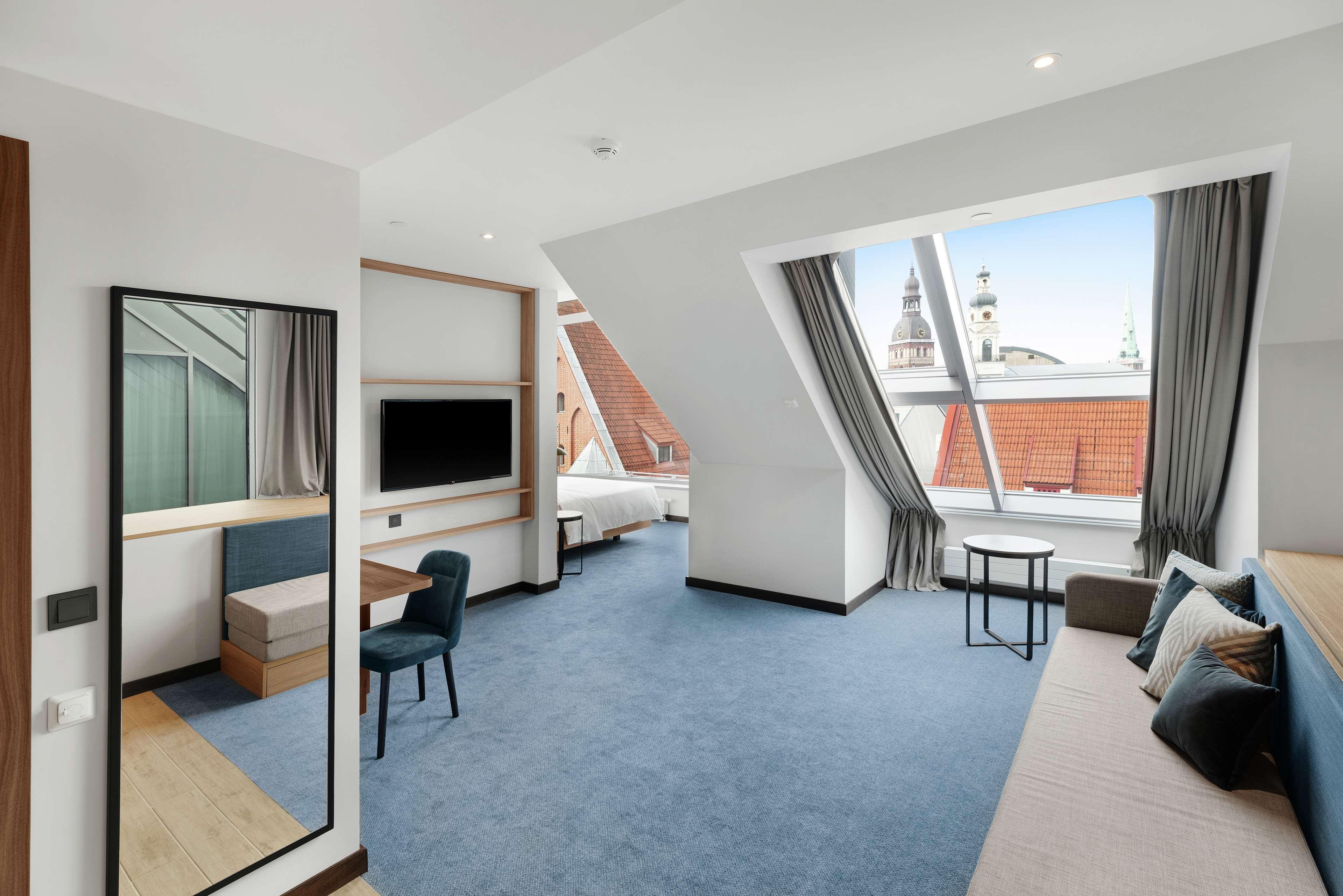 Hilton Garden Old Town 4*
