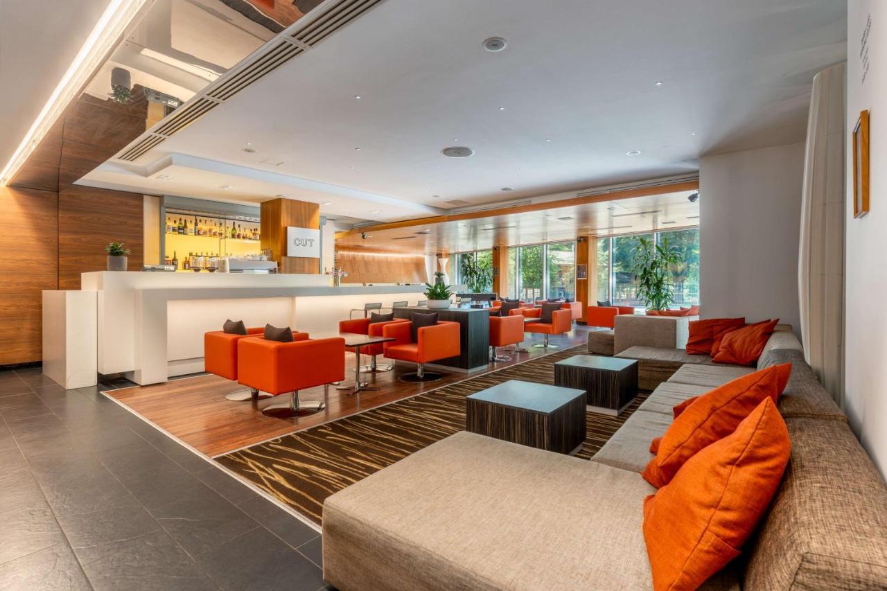 Radisson Blu Elizabete Hotel, Khách sạn