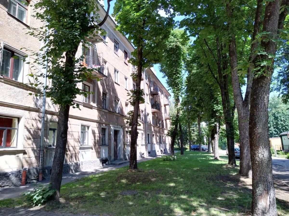Family On Lomonosova