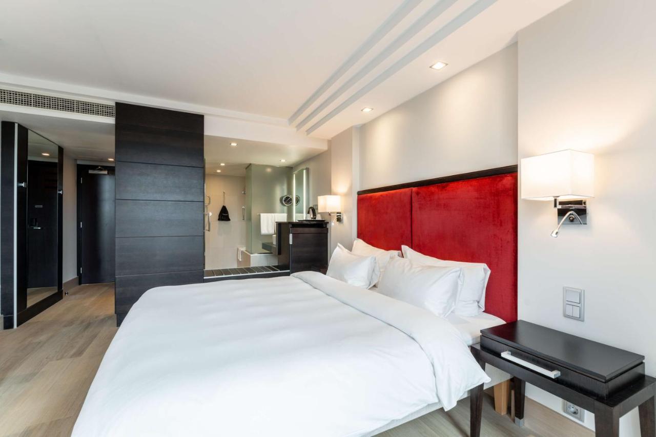 Radisson Blu Elizabete Hotel, Khách sạn