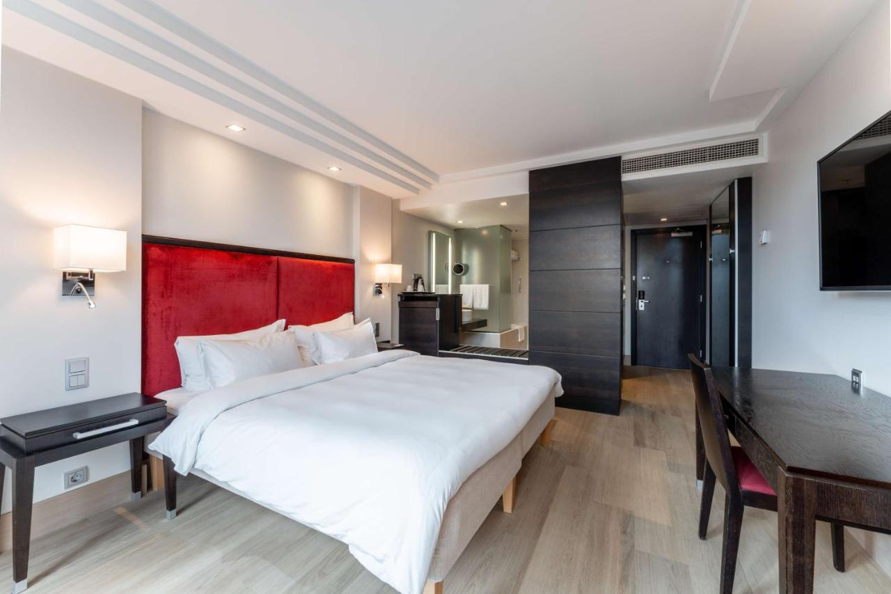 Radisson Blu Elizabete Hotel, Khách sạn