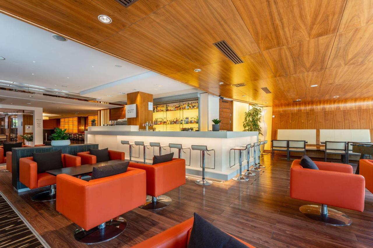 Radisson Blu Elizabete Hotel, Khách sạn 4*