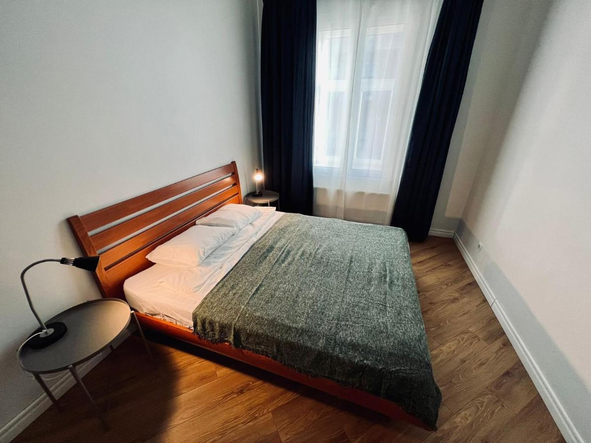 Two Bedroom In The Old Town