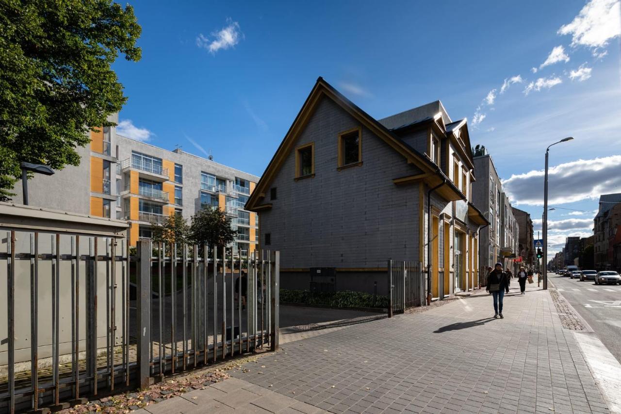 Ziedondarza Park One Bedroom With Balcony Huoneisto Riika