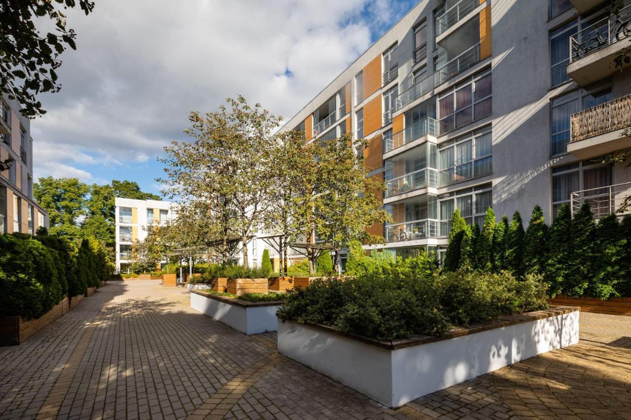 Ziedondarza Park One Bedroom With Balcony Huoneisto