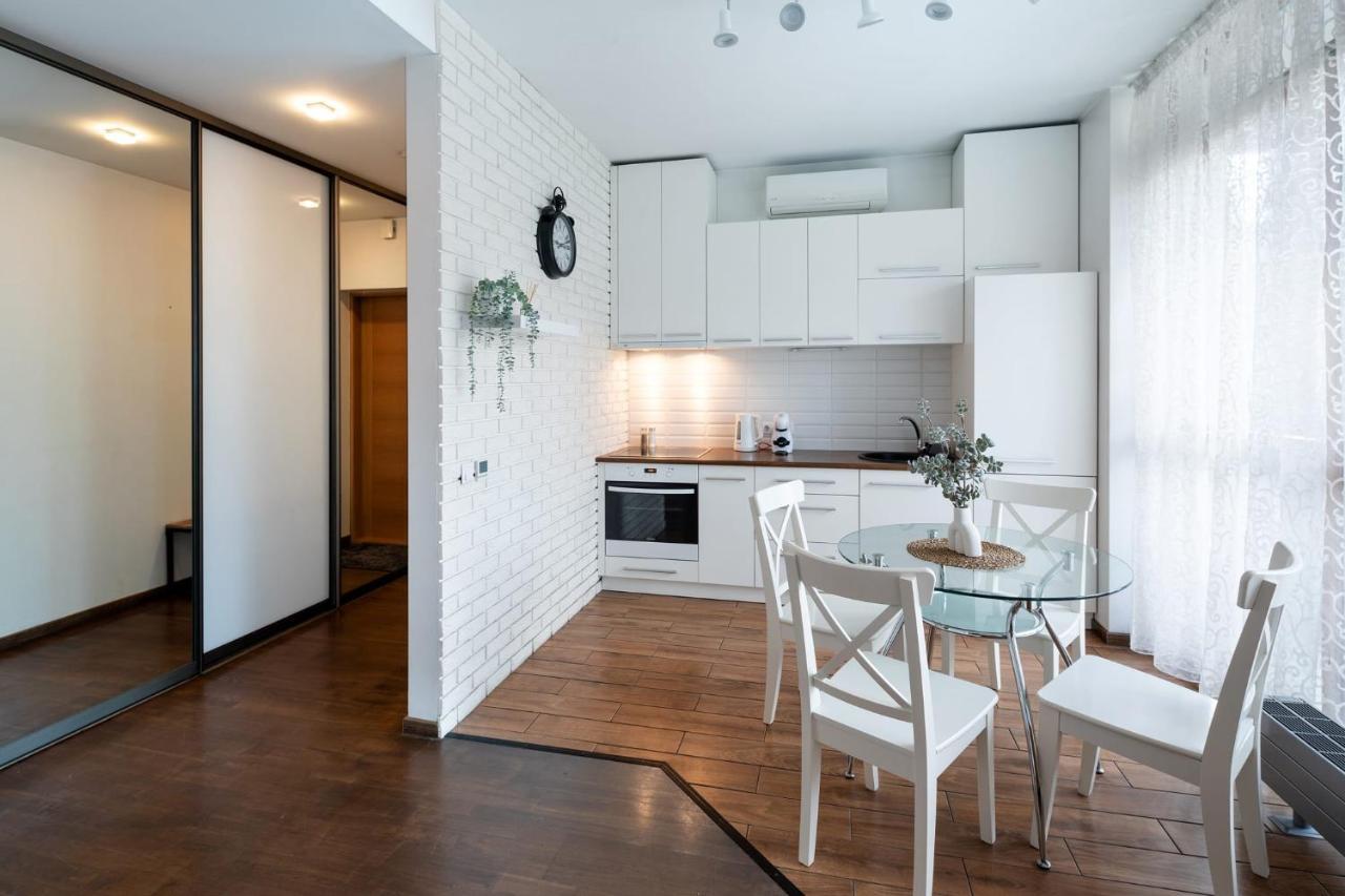 Ziedondarza Park One Bedroom With Balcony *