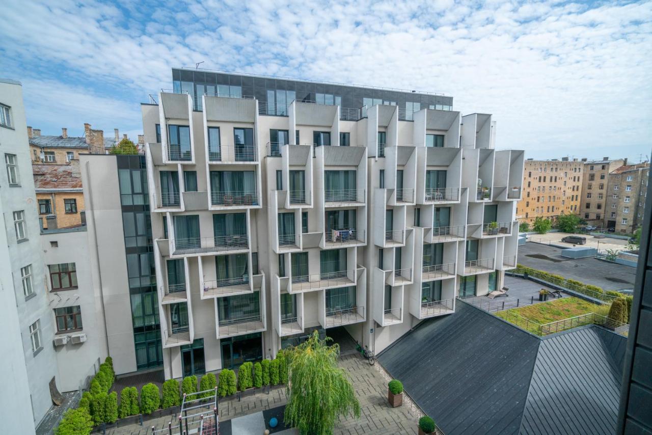 Easyrooms Dzirnavu Apartment Riga